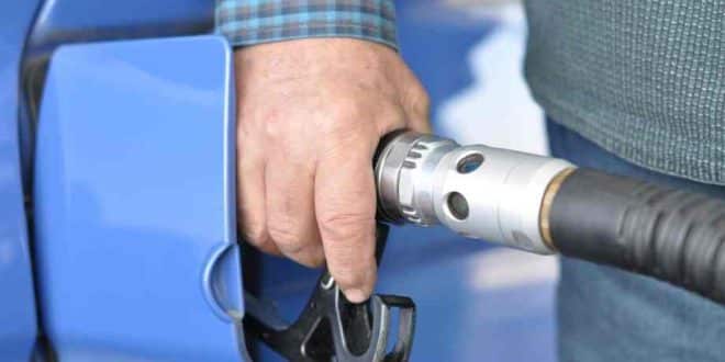 Comment demander la prime carburant en 2023 ? Procédures et éligibilité