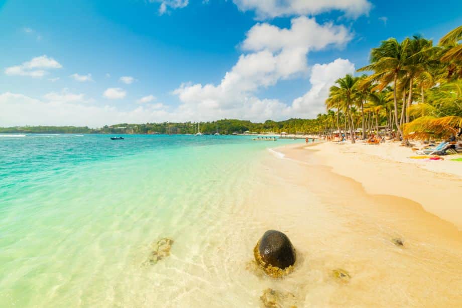 Où partir en février au soleil : destinations chaudes recommandées - LMAC
