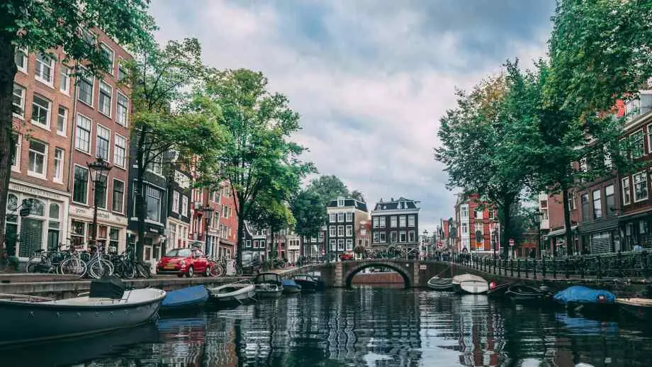 Quelle est la meilleure période pour visiter Amsterdam et profiter des activités ?
