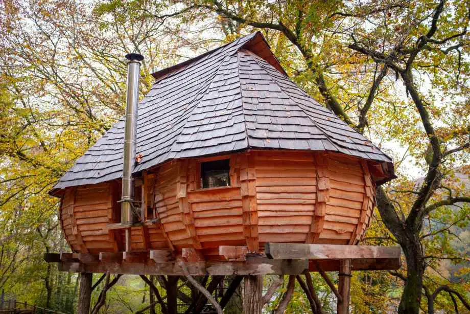 Les cabanes perchées dans les arbres