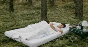 Lieux insolites autour de moi pour dormir : ces hébergements fous que vous n’oublierez jamais !