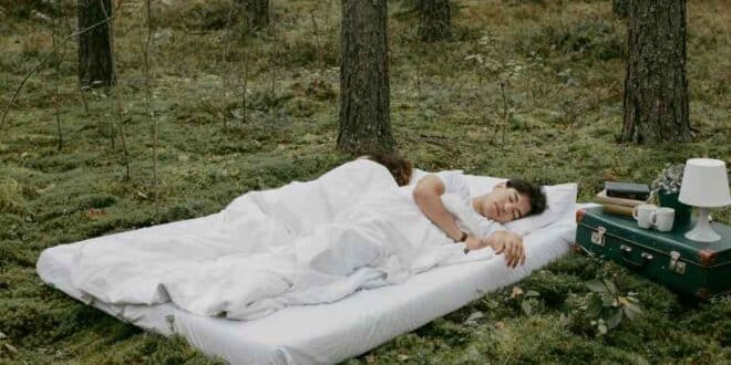Lieux insolites autour de moi pour dormir : ces hébergements fous que vous n’oublierez jamais !