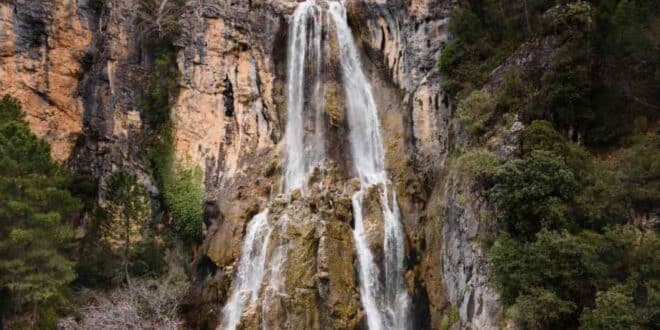 Comment se rendre facilement à la cascade du Ray-Pic ?-LMAC