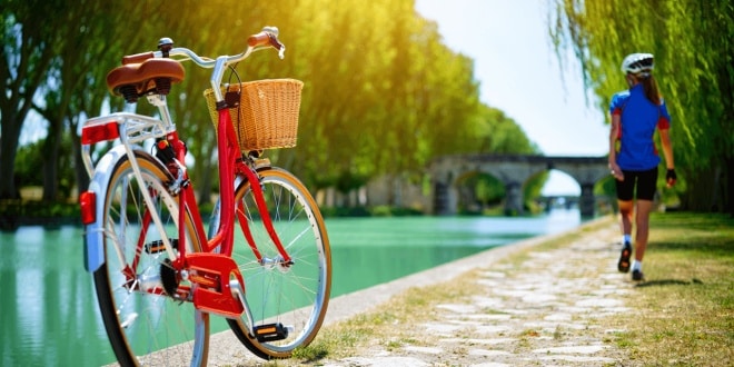 Canal du Midi à vélo : itinéraire, carte, étapes et conseils de Toulouse à Sète