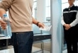 Bouteille vide dans les bagages à main : peut-on emporter sa propre bouteille d’eau dans l’avion ?
