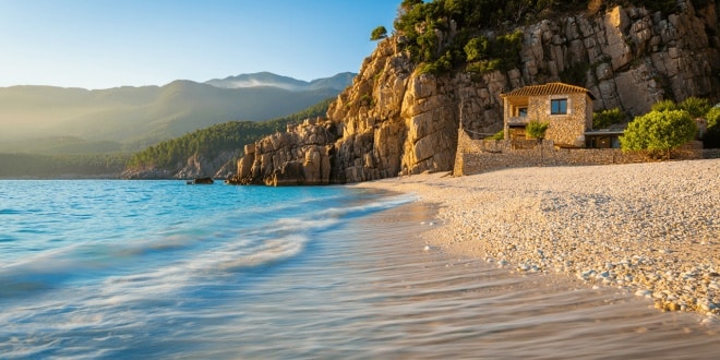 Visiter la Corse et l'archipel des îles sanguinaires depuis Ajaccio © Hotel-Napoleon-Ajaccio.fr