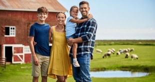 Hébergements            
            
    
        
            Vacances à la ferme en famille : nos tops adresses        
        
            Nous avons sélectionné pour vous les meilleures adresses de vacances à la ferme en famille pour un week-end avec enfants qui change !