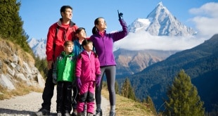 Bien organiser des vacances en famille à Chamonix : conseils et astuces