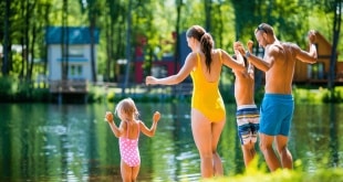 Hébergements            
            
    
        
            Quel Center Parcs choisir en famille ?        
        
            Si vous ne connaissez pas Center Parcs, vous serez surpris ! Si vous connaissez, découvrez les Center Parcs coups de coeur de ce blog voyage.