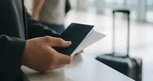Billet de retour exigé pour embarquer : règles, exceptions et alternatives