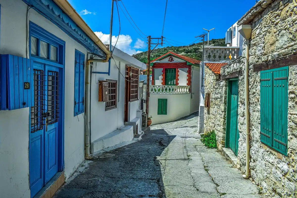 Ruelles et maisons canariennes d'un village tranquille du nord de Tenerife