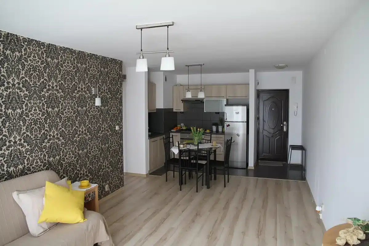 Appartement de montagne fonctionnel avec kitchenette et rangement pour matériel de ski