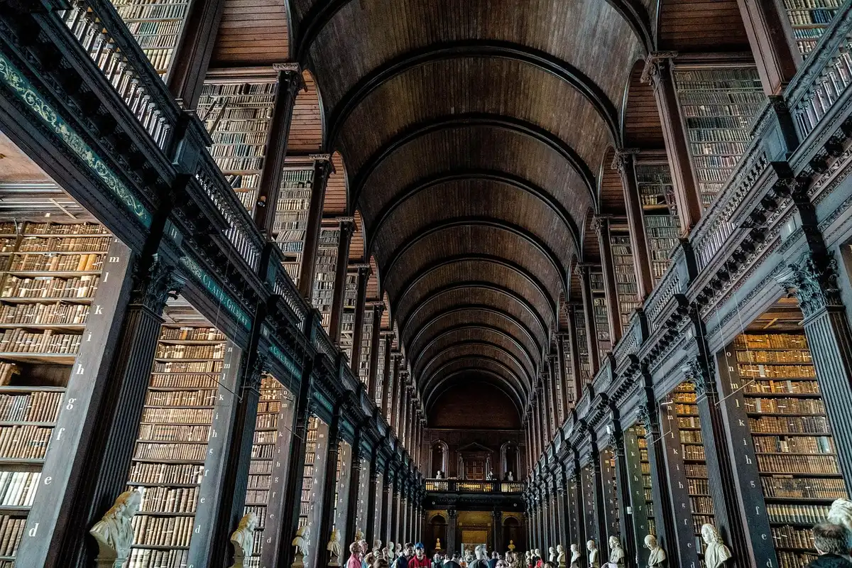 Intérieur de la chapelle du King's College avec voûtes en éventail